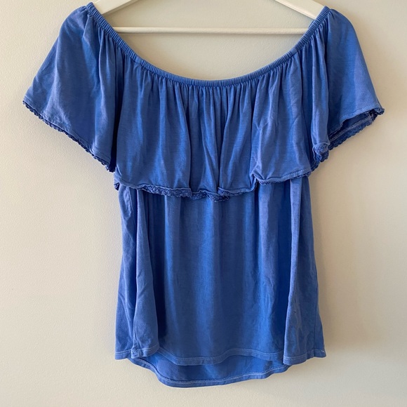 Soft+Sexy Off the Shoulder Top - Picture 2 of 3